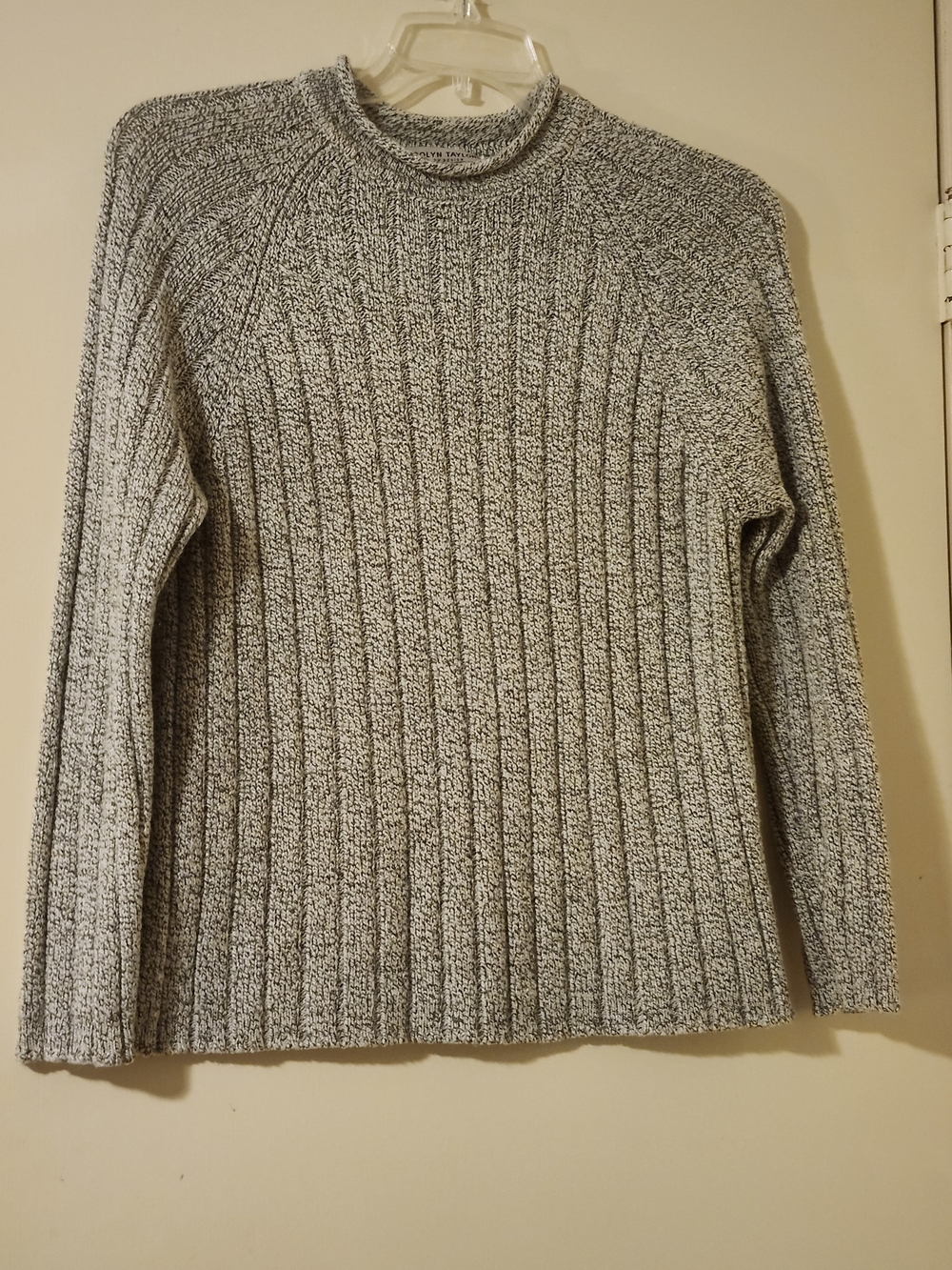 Carolyn Taylor Marled Gray Fisherman Ribbed Crewneck Sweater